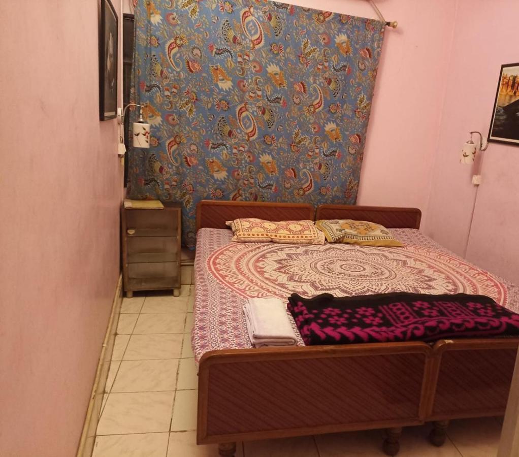 Brown Bread Bakery Guest House Varanasi Exterior foto